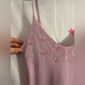 Vintage 90’s/Y2K Baby Pink Embroidered Floral Sleeveless Midi Dress Size S/M